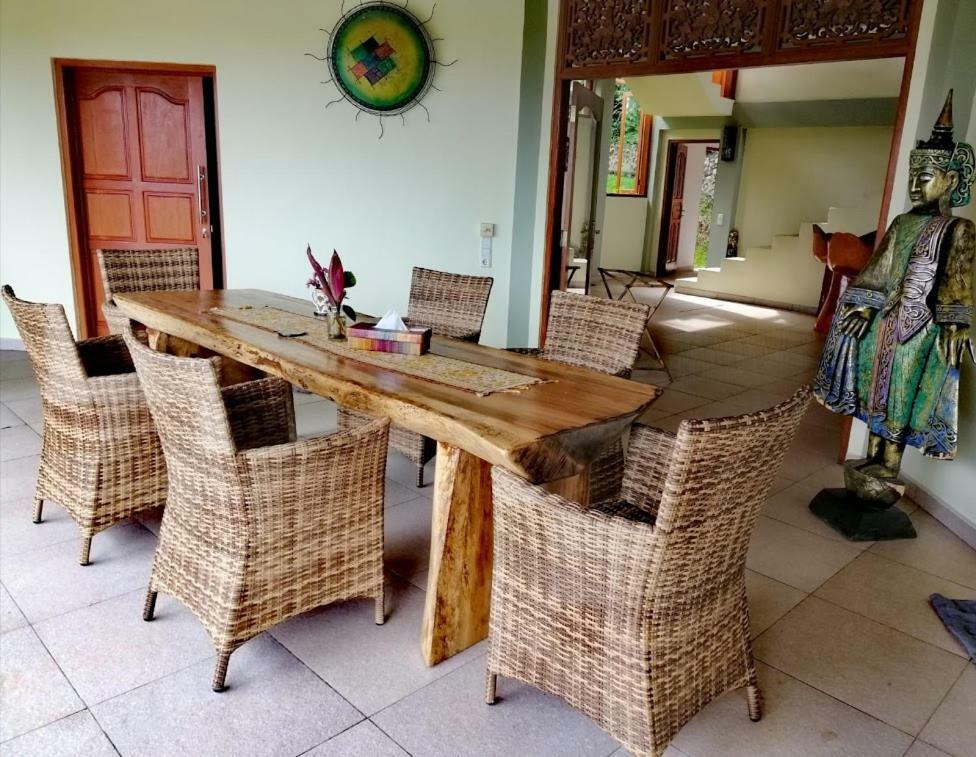 Villa Cantik Sambirenteng Gretek Exteriör bild